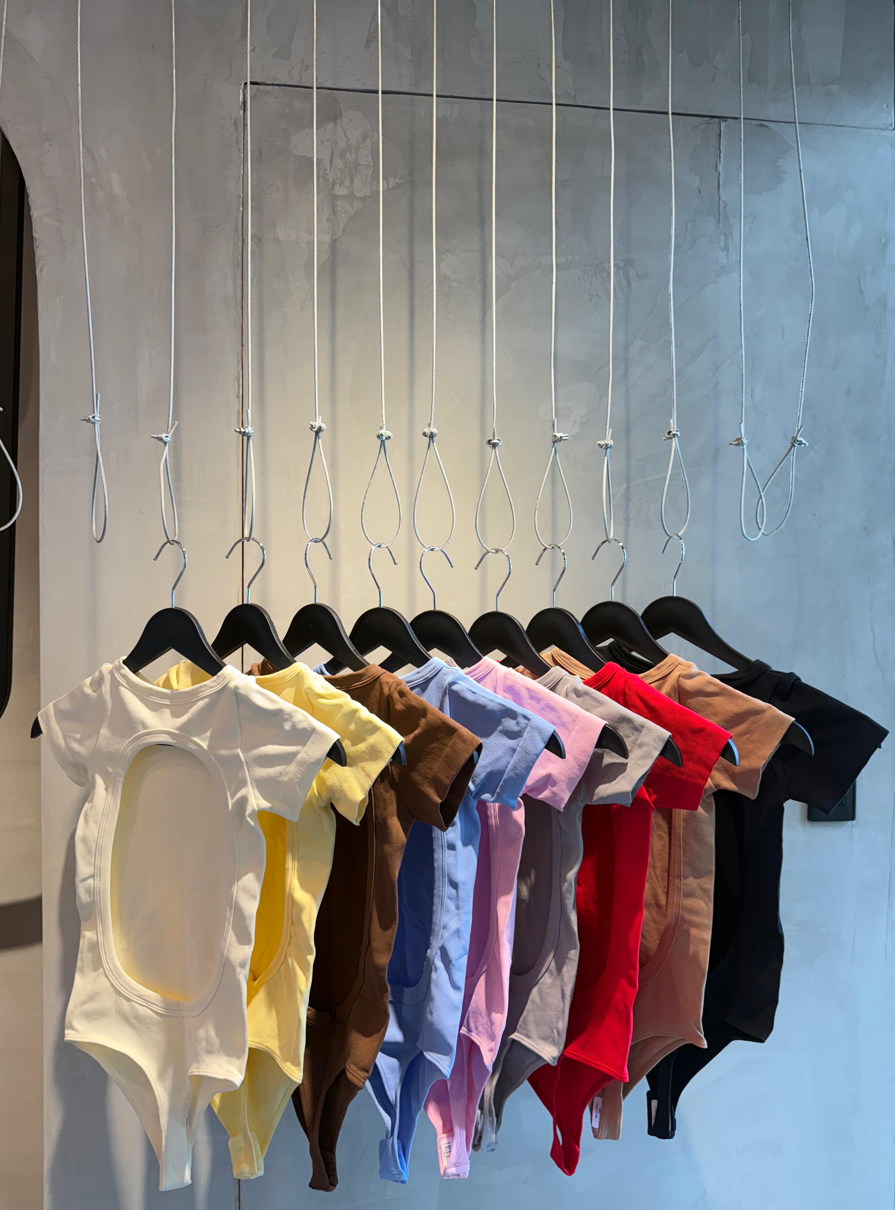 Body premium, Corto manga corta con Escote Mayorista