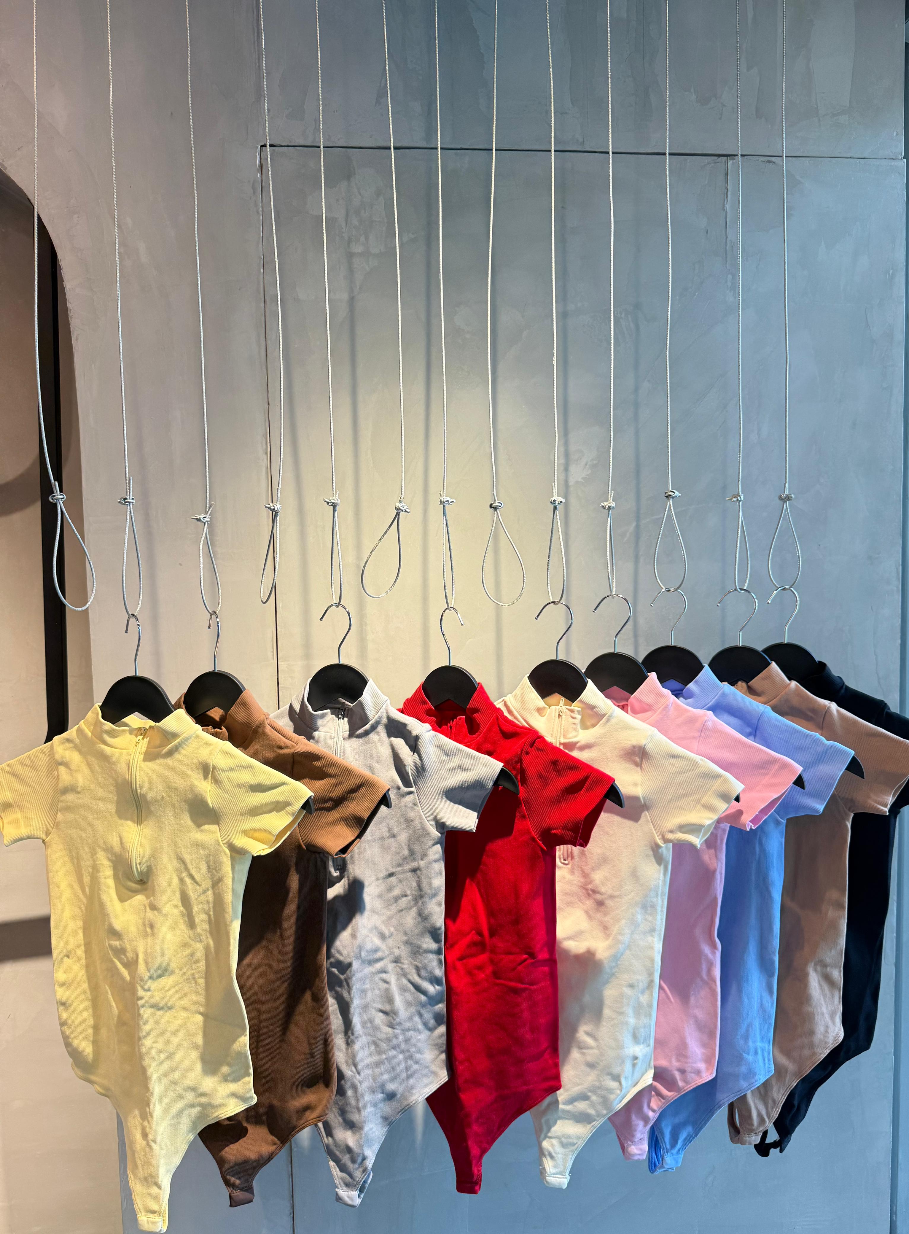 Body Premium, Cremallera y espalda descubierta Mayorista