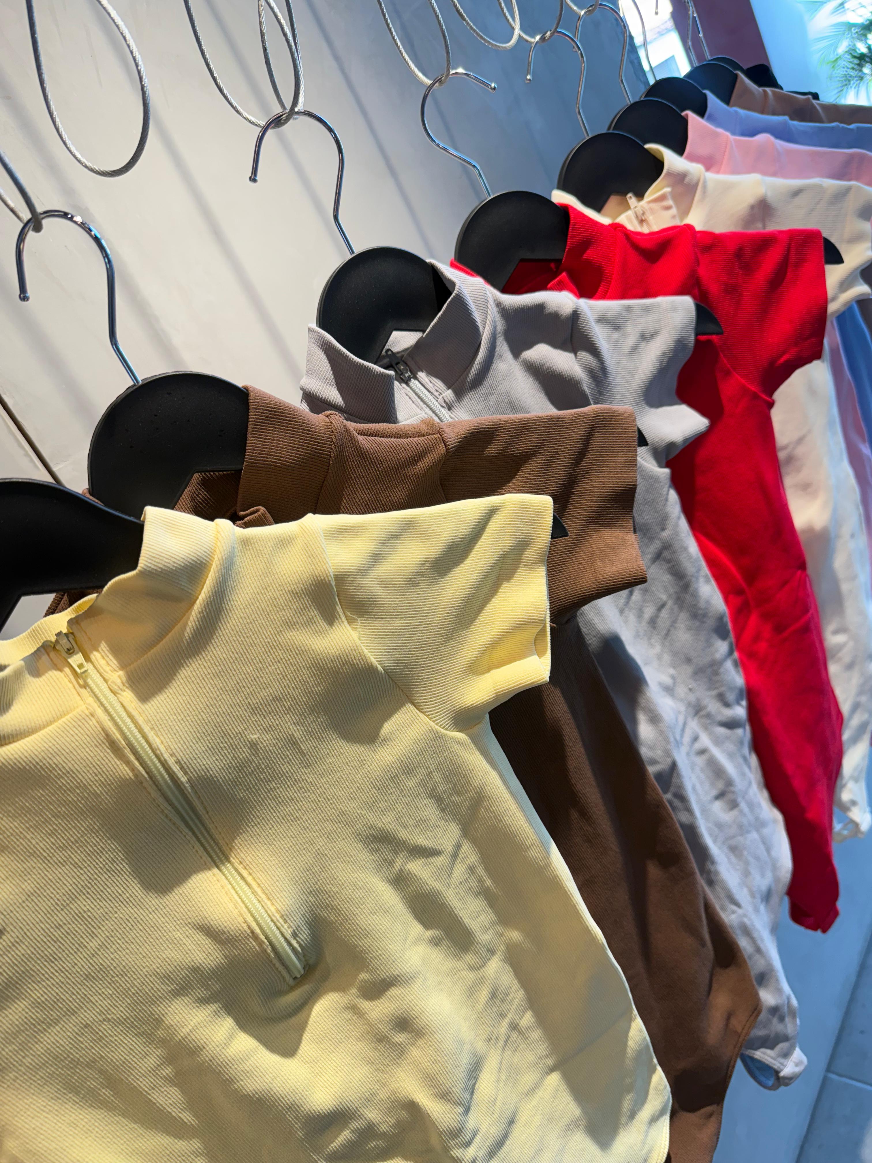 Body Premium, Cremallera y espalda descubierta Mayorista